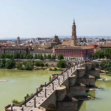 Views To El Pilar- Turistea Zaragoza