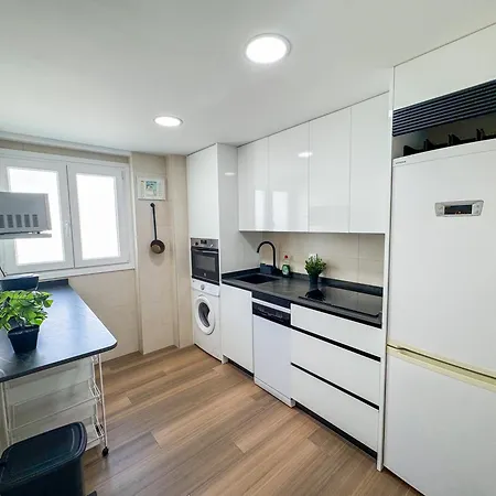 Views To El Pilar- Turistea Lejlighed Zaragoza