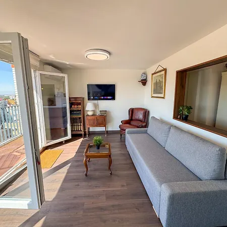 Views To El Pilar- Turistea *